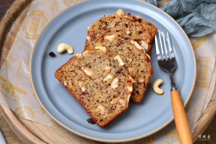 零基礎(chǔ)也能做的堅(jiān)果香蕉磅蛋糕,健康又簡(jiǎn)單,一次就成功